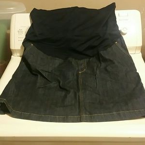 Liz Lange maternity denim skirt